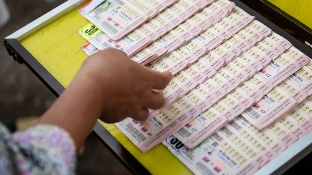 Mainkan lotere Thailand di web ku